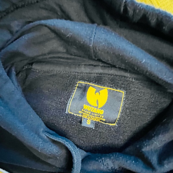 Small black Wu-Tang sweater - Picture 5 of 5